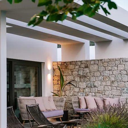 Hidden Hill Naxos Vila *