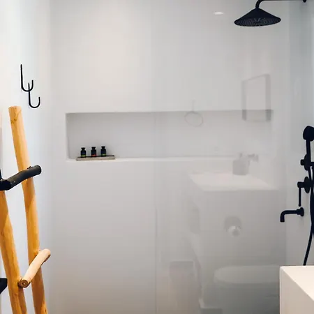 Hidden Hill Naxos Kastrákion