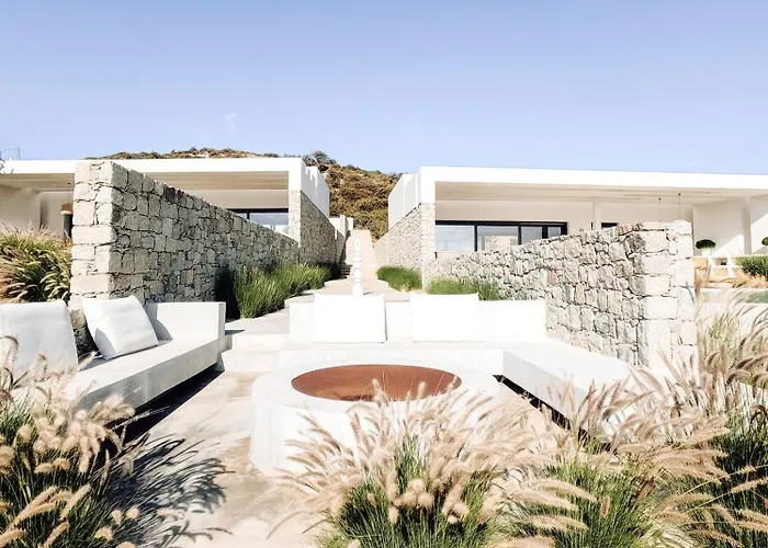 Hidden Hill Naxos Villa