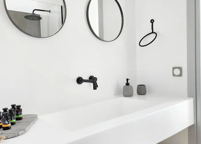 Hidden Hill Naxos Villa *