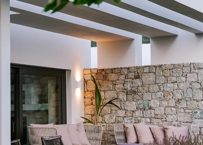 Hidden Hill Naxos Villa *